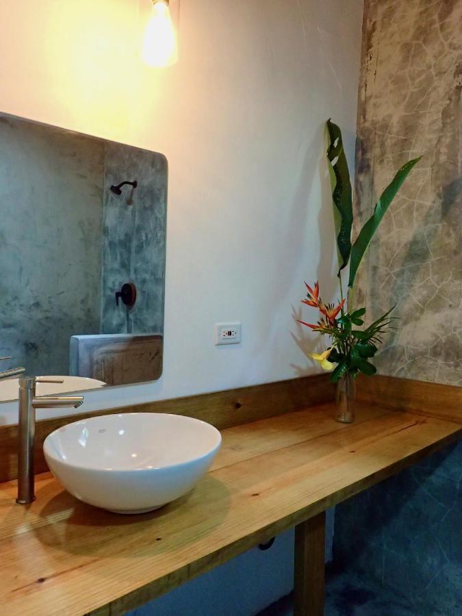 Casa Salvaje Vacation Rentals Bocas Town Luaran gambar